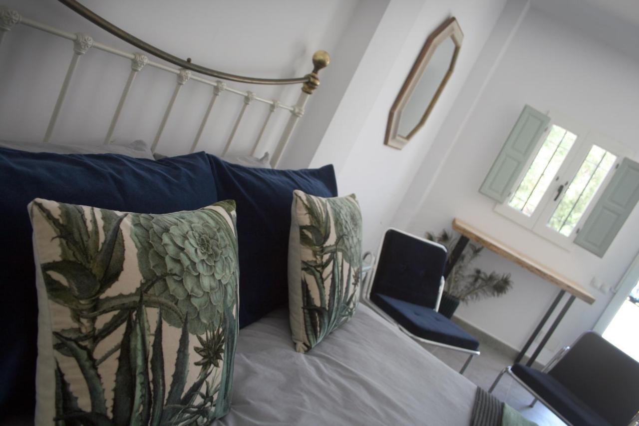 La Pluma Hotel อิซนาฮาร์ ภายนอก รูปภาพ