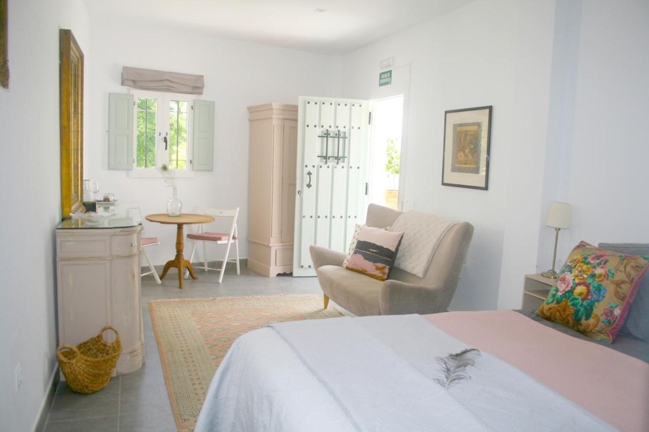 La Pluma Hotel อิซนาฮาร์ ภายนอก รูปภาพ